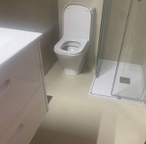 bano-reformado-con-microcemento